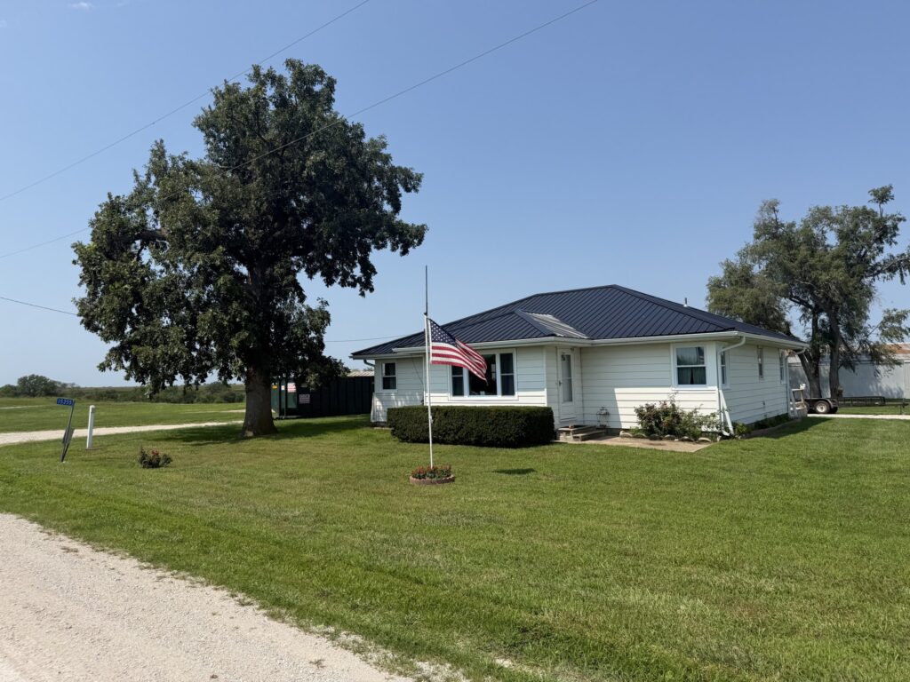 Dwelling from the drive, McDonald Farm, 272 acres, Wapello County, Iowa