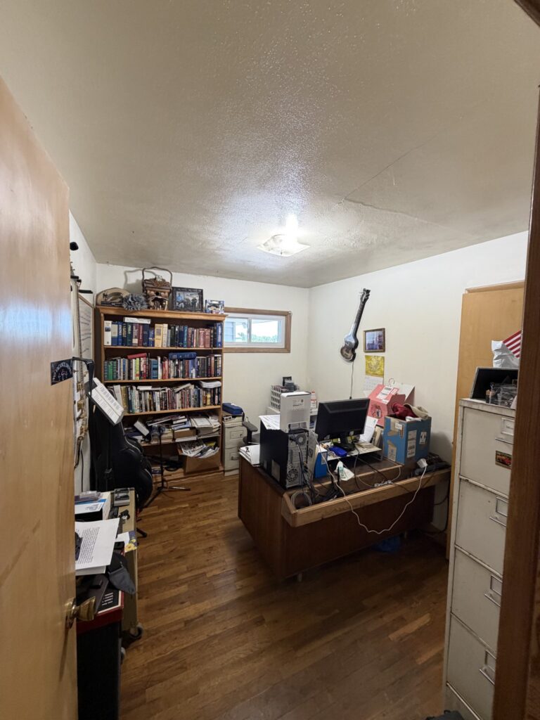 Den, McDonald Farm, 272 acres, Wapello County, Iowa