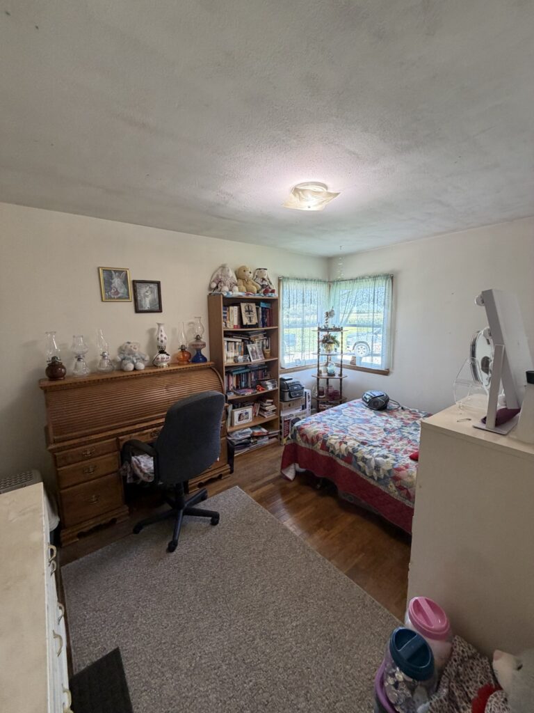 Bedroom, McDonald Farm, 272 acres, Wapello County, Iowa