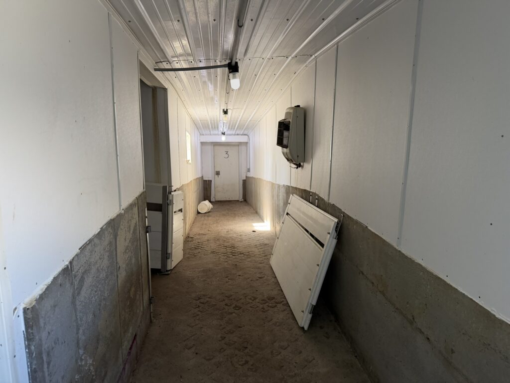 Audubon Tract 1 Connecting Hallway