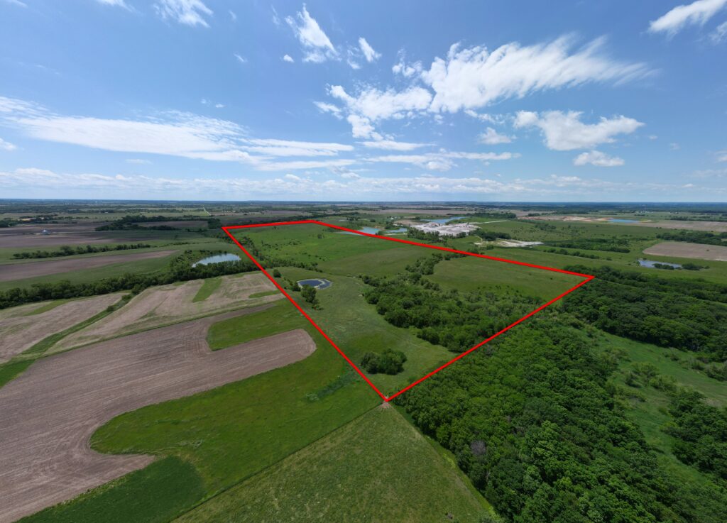 L&W Quarries 117 Acres, drone view from the Northeast corner looking southwest
