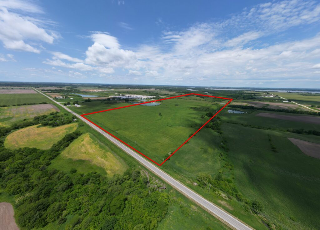 L&W Quarries 117 Acres, drone view from the Southeast corner looking northwest