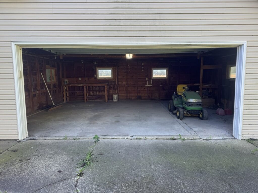 Attached Garage