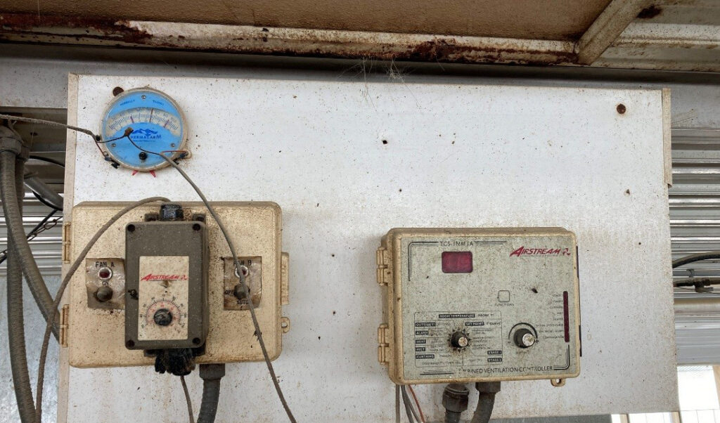 Hamilton County, IA feeder to finish site: Controller